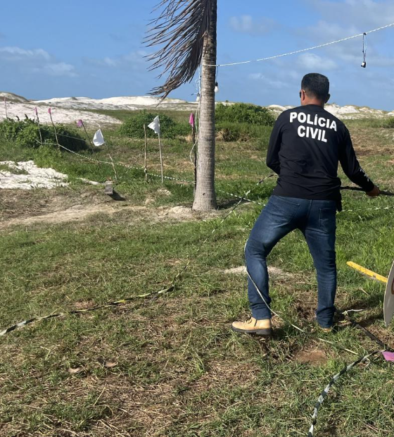 Seis estacionamentos clandestinos são retirados da Praia do Atalaia
