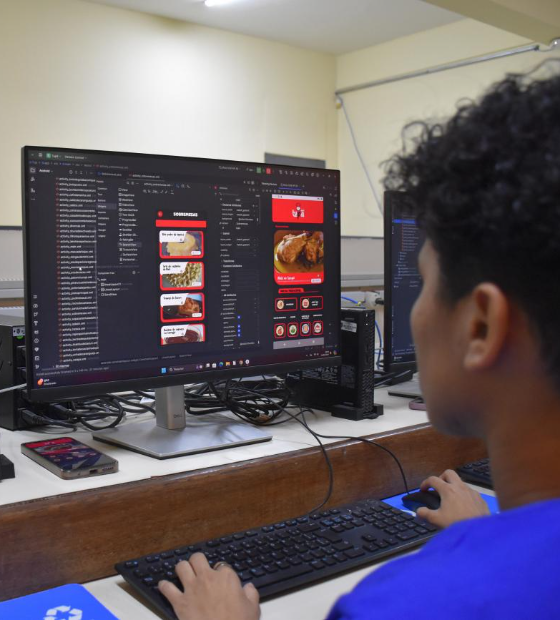 Estudantes desenvolvem aplicativos inspirados no turismo e culinária paraense