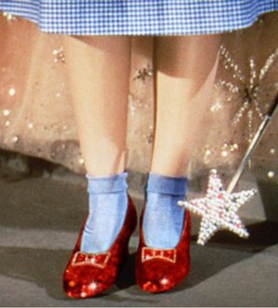 Sapatos de Dorothy em 'O Mágico de Oz' vão a leilão por R$ 5 milhões