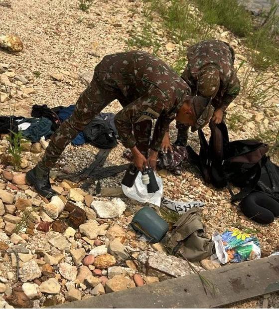 Avião de pequeno porte bate em fios de alta tensão e cai em Itaituba