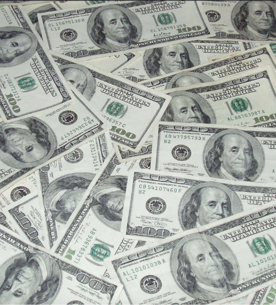  Temor de descontrole fiscal faz dólar disparar e agrava instabilidade, dizem economistas 