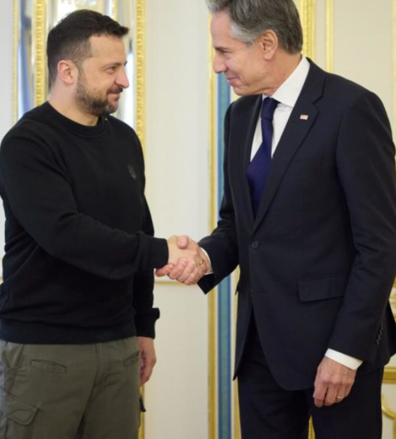 Estados Unidos anunciam quase US$ 1 bilhão para dar mais armas à Ucrânia