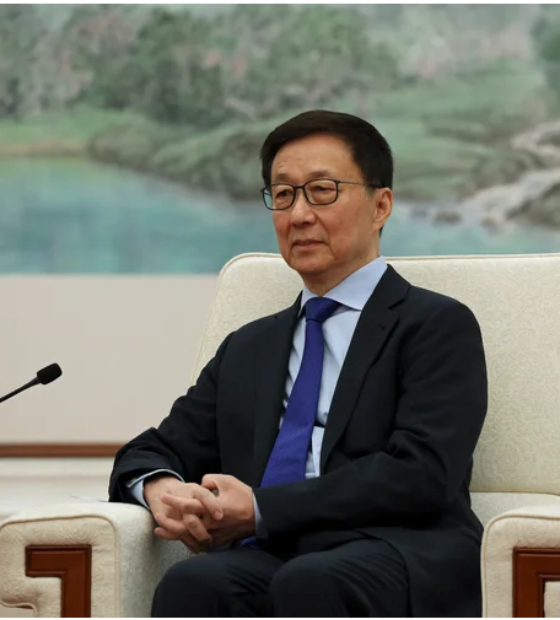 EUA: vice-presidente da China se encontra com Vance e Musk na véspera da posse de Trump 