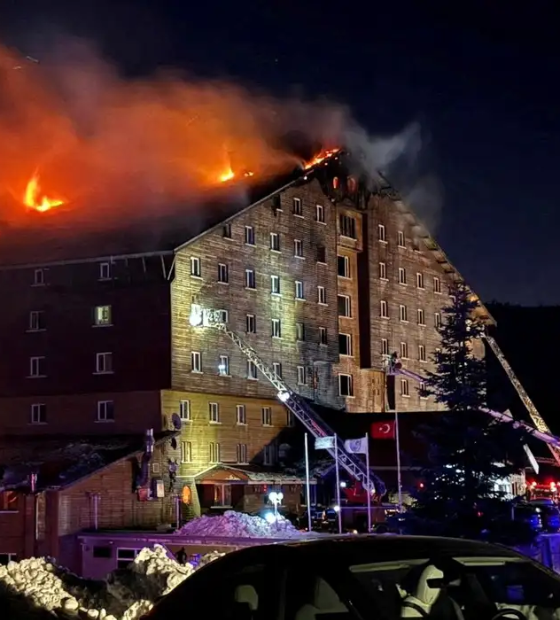Incêndio em hotel na Turquia deixa ao menos 66 mortos e 51 feridos