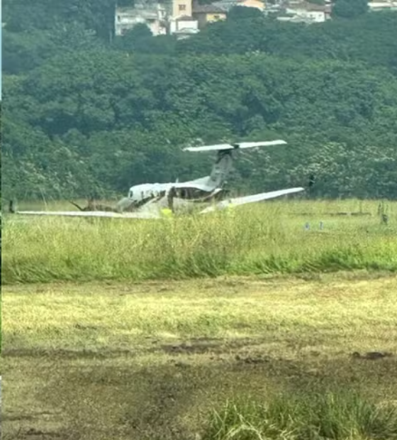 Avião sai da pista no Aeroporto Campo de Marte uma semana após grave acidente