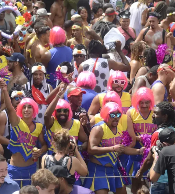 Juíza veta folia de carnaval de R$ 6,5 mi enquanto prefeitura não pagar servidores