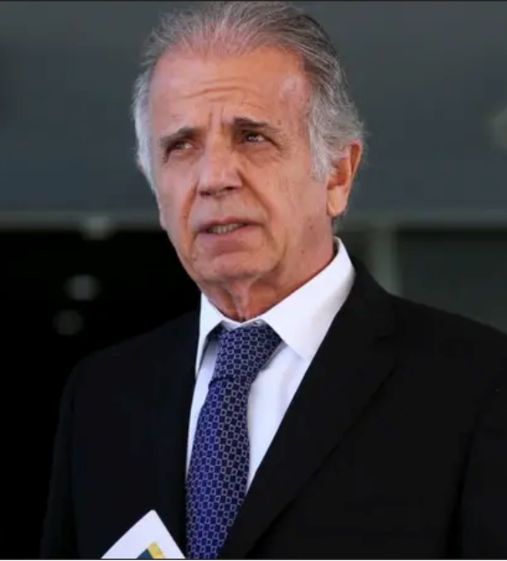  Bolsonaristas querem que ministro José Múcio testemunhe a favor de Bolsonaro no STF