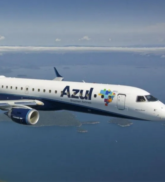 'Mayday fuel': mau tempo muda rota e voo da Azul declara emergência por pouco combustível