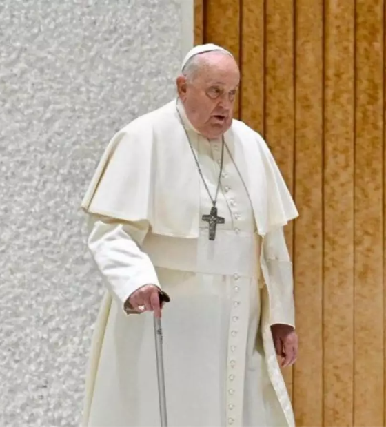 Alunos de colégios católicos de todo o Brasil fazem rede de oração pela saúde do Papa