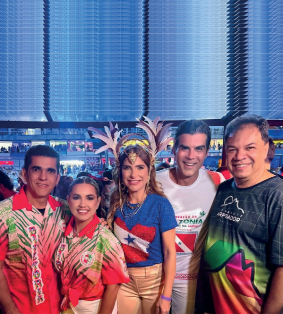 Pará desfila lendas e cultura na Sapucaí e arranca gritos de 