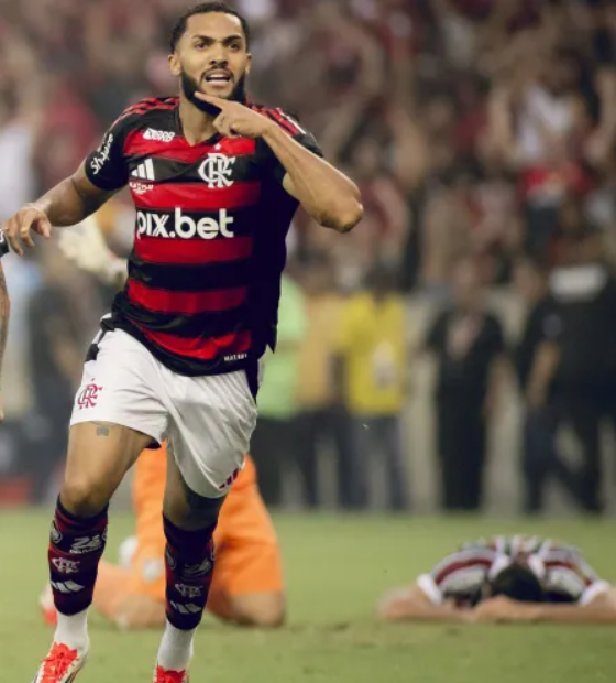 Flamengo administra a vantagem, empata com o Fluminense e garante o bicampeonato do Carioca