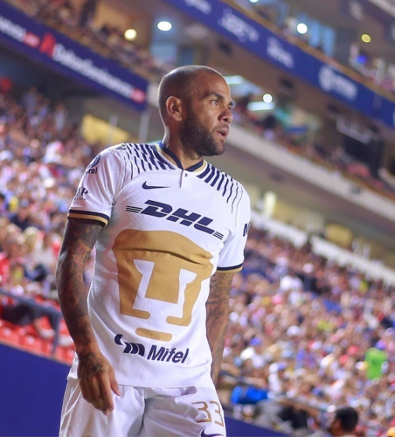 Daniel Alves moverá ao menos três ações contra o Pumas, segundo mídia internacional