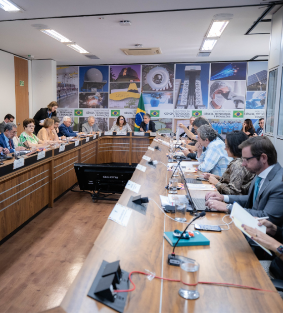 Líder do governo e sistema de fomento articulam PL para ampliar financiamento da ciência