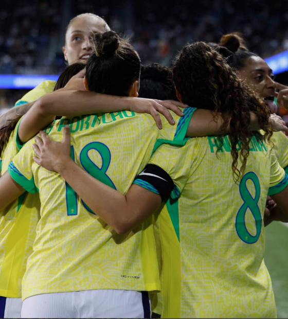  Com gol nos acréscimos, Brasil feminino volta a vencer os EUA após dez anos 