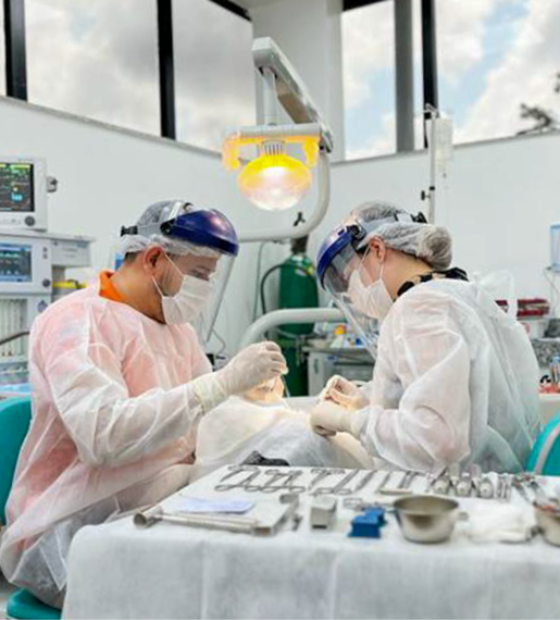 Mulheres vítimas de violência doméstica terão direito a reconstruções dentárias pelo SUS