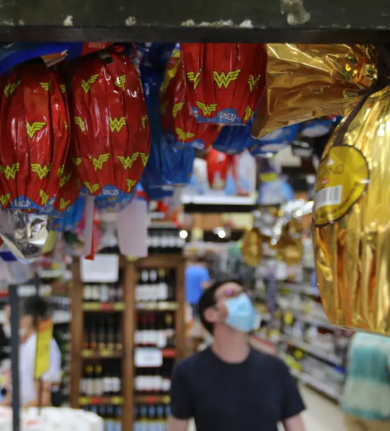 Brasileiros terão que gastar mais para uma Páscoa completa em 2025, aponta estudo