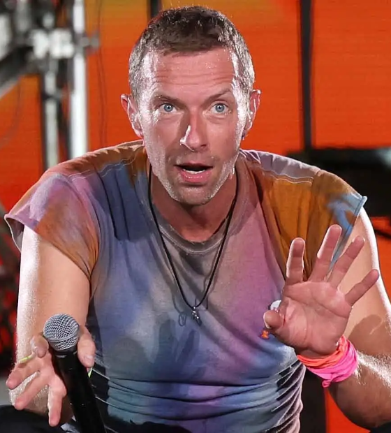 Chris Martin compartilha estratégias que o ajudam a lidar com a depressão