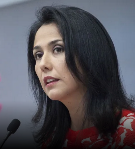  Após asilo, esposa de ex-presidente do Peru chega ao Brasil 