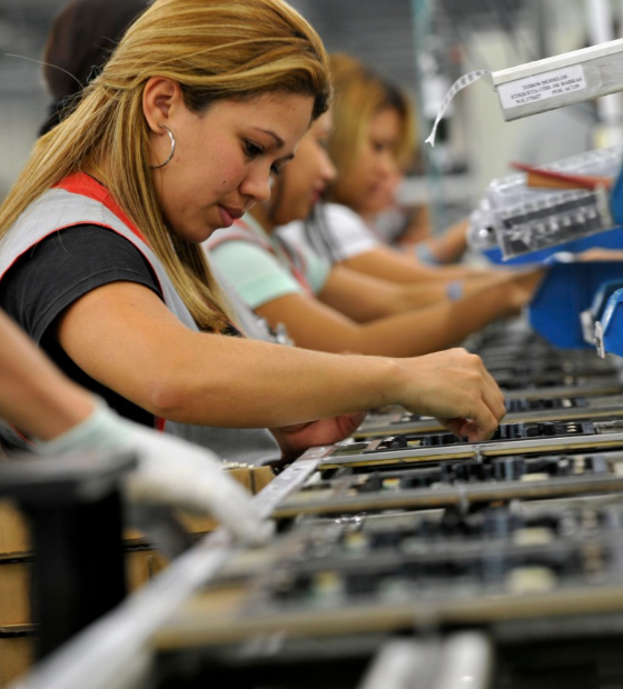 Brasil fica em último lugar em ranking de competitividade industrial