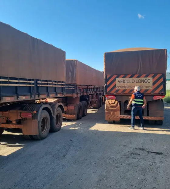 Fiscais da Sefa apreendem dois caminhões com 100 toneladas de soja em Marabá