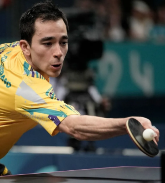 Virada histórica: Hugo Calderano avança para final mundial de Tênis de Mesa