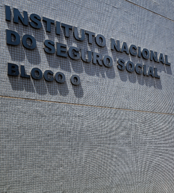 INSS e entidades suspeitas de fraude travam auditoria do TCU