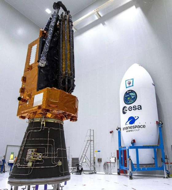 Agência Europeia lança satélite que vai descobrir quanto a Amazônia 'pesa'