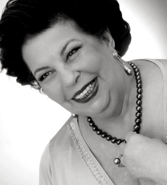 Nana Caymmi é velada no Theatro Municipal do Rio na manhã desta sexta (2)