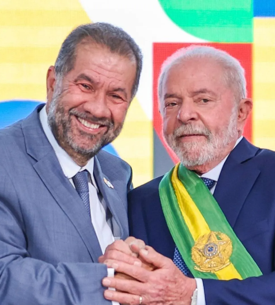 Lula aceita demissão de Lupi após escândalo no INSS; Wolney Queiroz assume Previdência