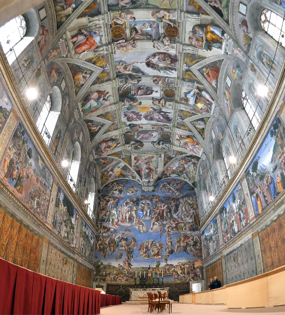 Capela Sistina está quase pronta para Conclave que escolherá novo papa