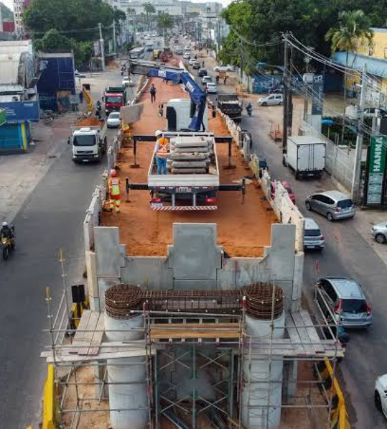 Trechos das avenidas Três Corações e Mário Covas serão interditados para avanço do viaduto