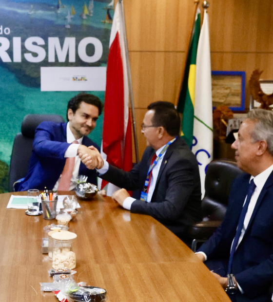 Ministério do Turismo garante apoio federal ao Sairé e Festival Folclórico de Santarém