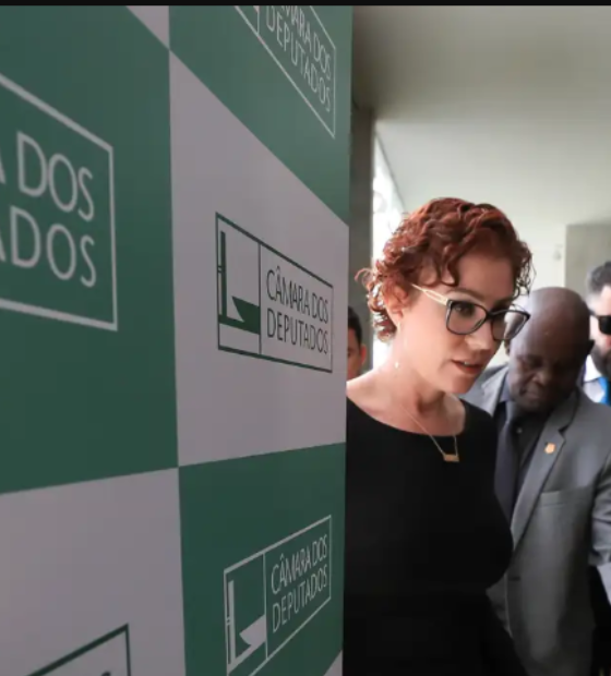 STF julga recurso de Carla Zambelli para anular condenação