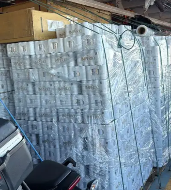 Sefa e PM apreendem mais de 24 mil latas de cerveja e balsas com calcário no Pará