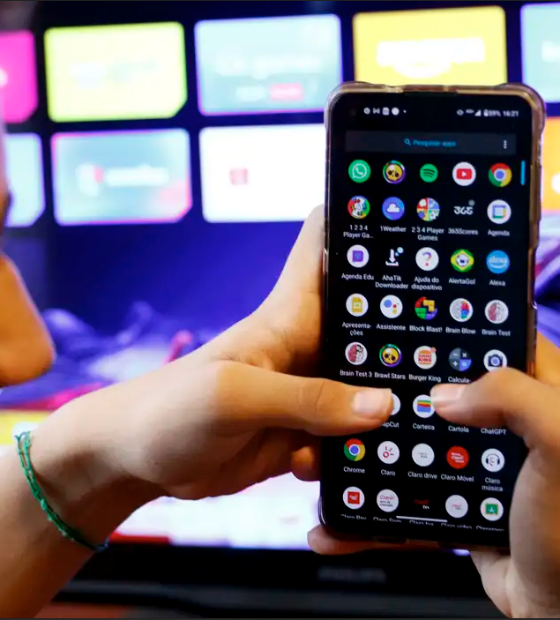  STF retoma julgamento sobre responsabilização das redes sociais 