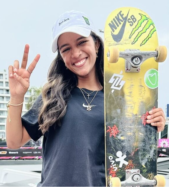 Rayssa Leal tem desempenho discreto, mas vai à semifinal na Copa do Mundo de skate street