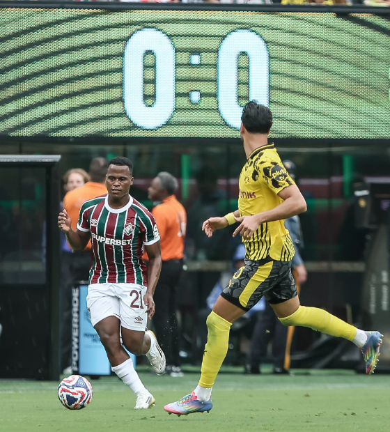 Fluminense amassa Borussia Dortmund, desperdiça gols e empata em estreia no Mundial
