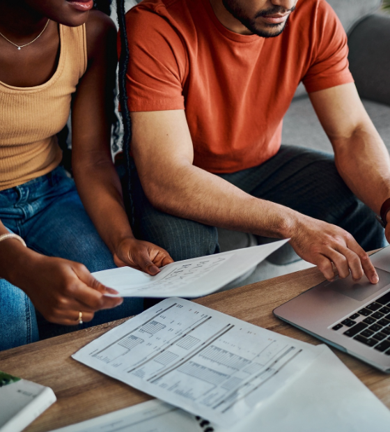 A crise no comércio: endividado, brasileiro já não consome como antigamente