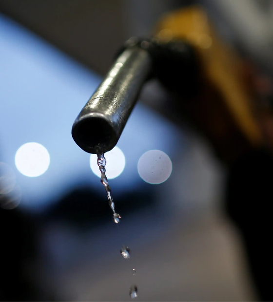Queda do petróleo arrasta gasolina e diesel e reduz pressão sobre Petrobras
