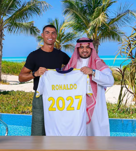 Al-Nassr anuncia a renovação de contrato de Cristiano Ronaldo até 2027