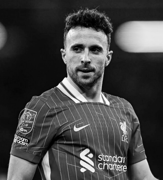 Diogo Jota, atacante do Liverpool, morre em acidente de carro