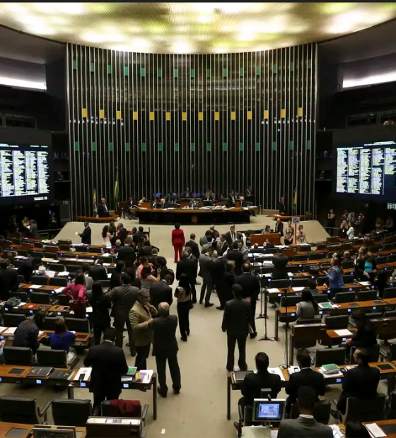  Congresso pede ao STF que valide decreto legislativo que derrubou aumento do IOF do governo