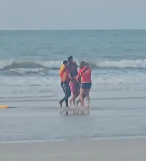 Pescador fica à deriva em alto-mar de salinas e é resgatado pelo Bombeiros