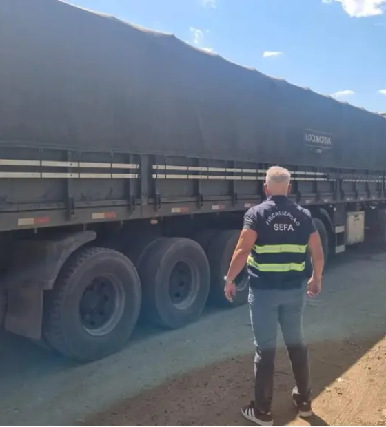 Em Marabá, agentes da Sefa apreendem mais de 78 mil quilos de soja em grão