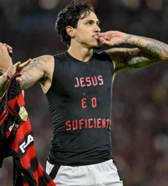 Filipe Luís é direto sobre situação de Pedro no Flamengo após gol no clássico