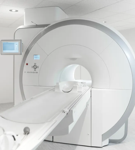 Homem morre após ser puxado pelo colar por uma máquina de ressonância magnética