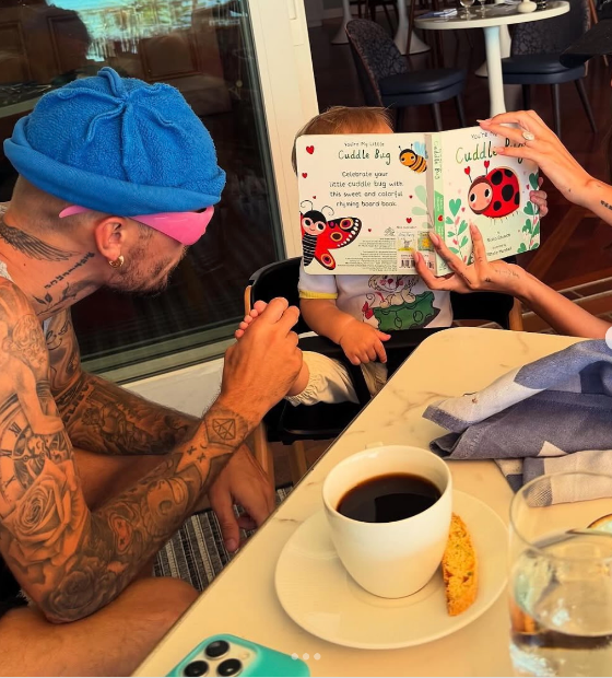 Justin Bieber mostra fotos inéditas do filho, Jack Blues Bieber, de 11 meses