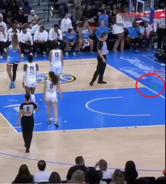 Brinquedos sexuais são arremessados em quadra na WNBA e jogadoras cobram providências
