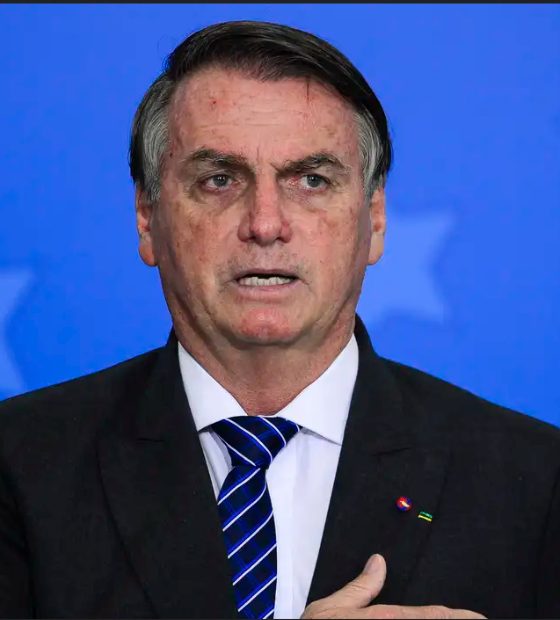Moraes autoriza Bolsonaro a receber visitas de filhos, cunhadas e netos