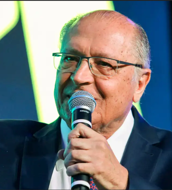  Plano de contingência ao tarifaço deve sair até terça, diz Alckmin 